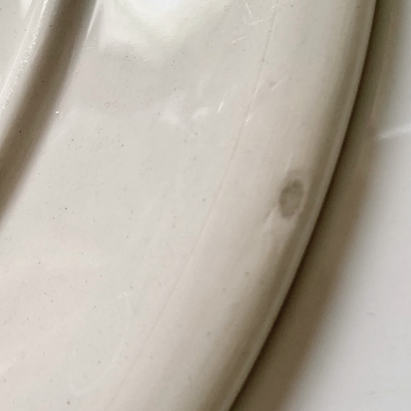 Royal Tudor Ware & Barker Bros., Ltd. Lorna Doone Botanical Butterflies Platter - Picture 10 of 12